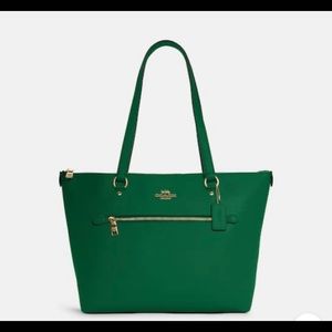 Coach Crossgrain Leather Style# 79608 USED ONCE!